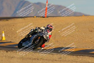 media/Dec-16-2023-CVMA (Sat) [[bb38a358a2]]/Race 13 Amateur Supersport Middleweight/